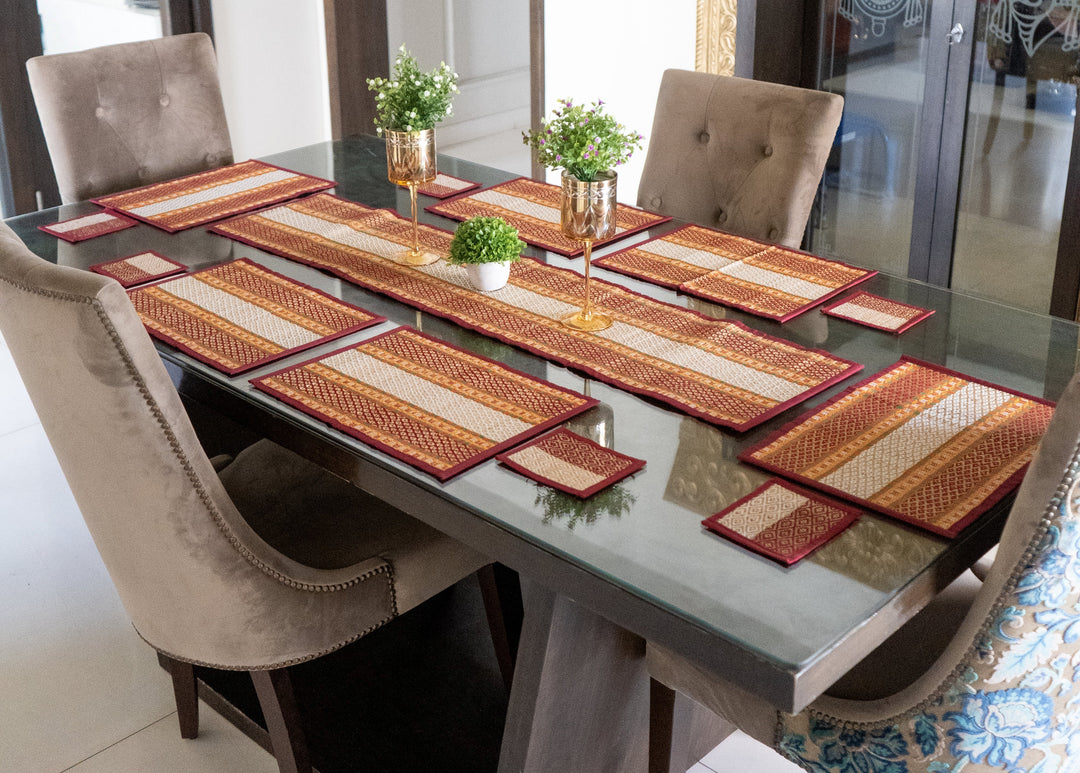 Table Linen & Accessories