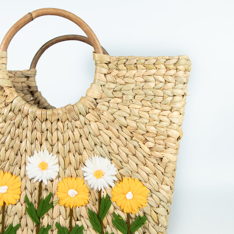 Natural Kauna Grass  Hand Embroidered Picnic/Shopping HandBag With Wooden Handle