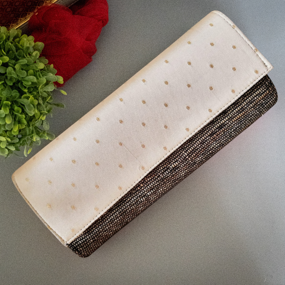 Handmade Banana Fibre Clutch For Women (10*4.5 inches, Offwhite Silk Zari)-Banana Fiber-Fabartistry