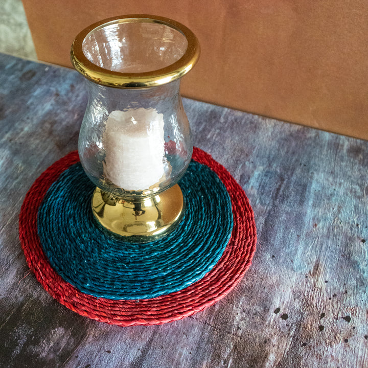 Sabai/River Grass Natural Round Placemats (set of 2,blue and red)