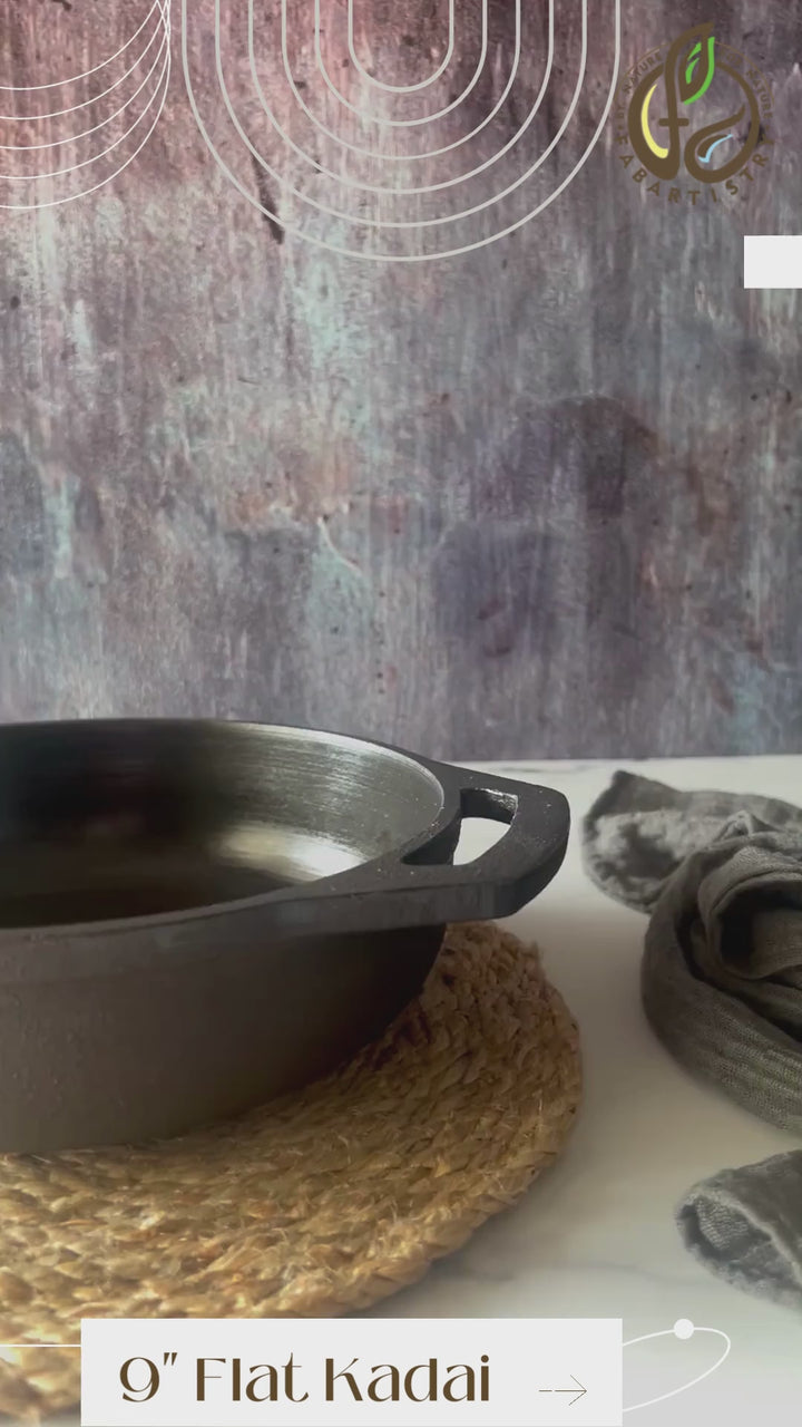 Pre-seasoned Cast Iron Flat Base Kadai (9")